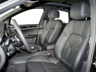 2026 Porsche Macan T