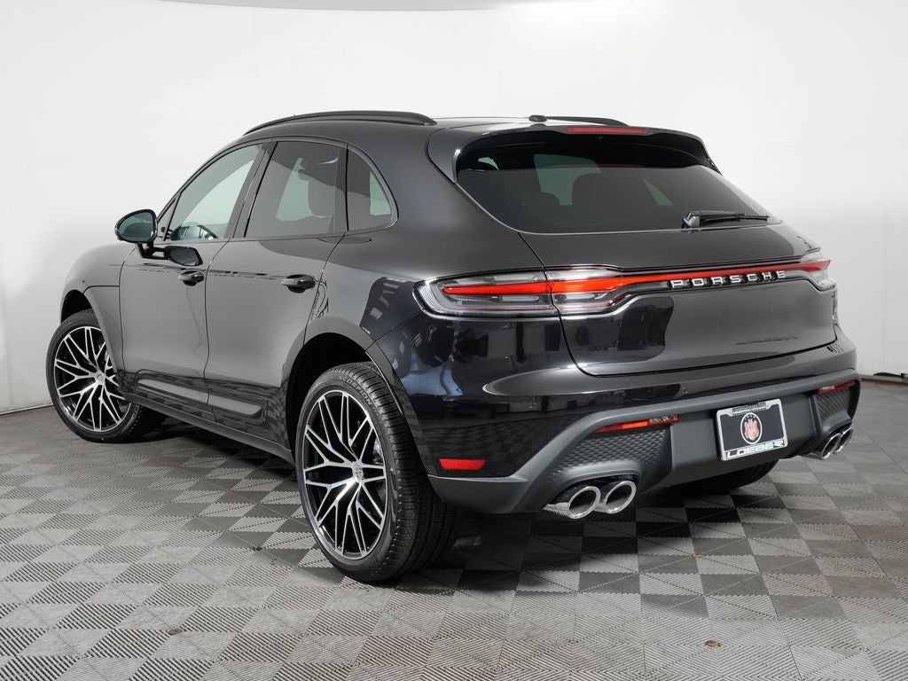 2026 Porsche Macan Base