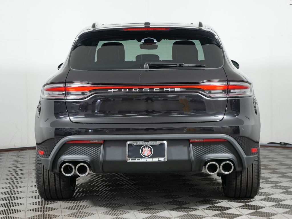 2026 Porsche Macan Base