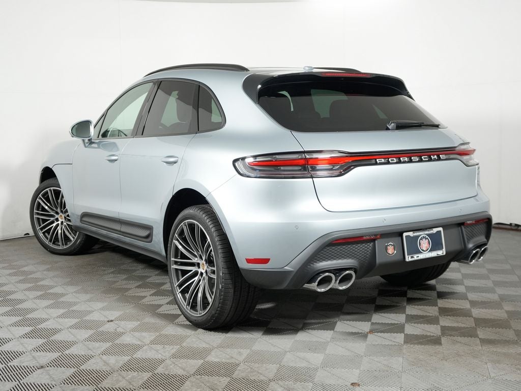 2026 Porsche Macan Base