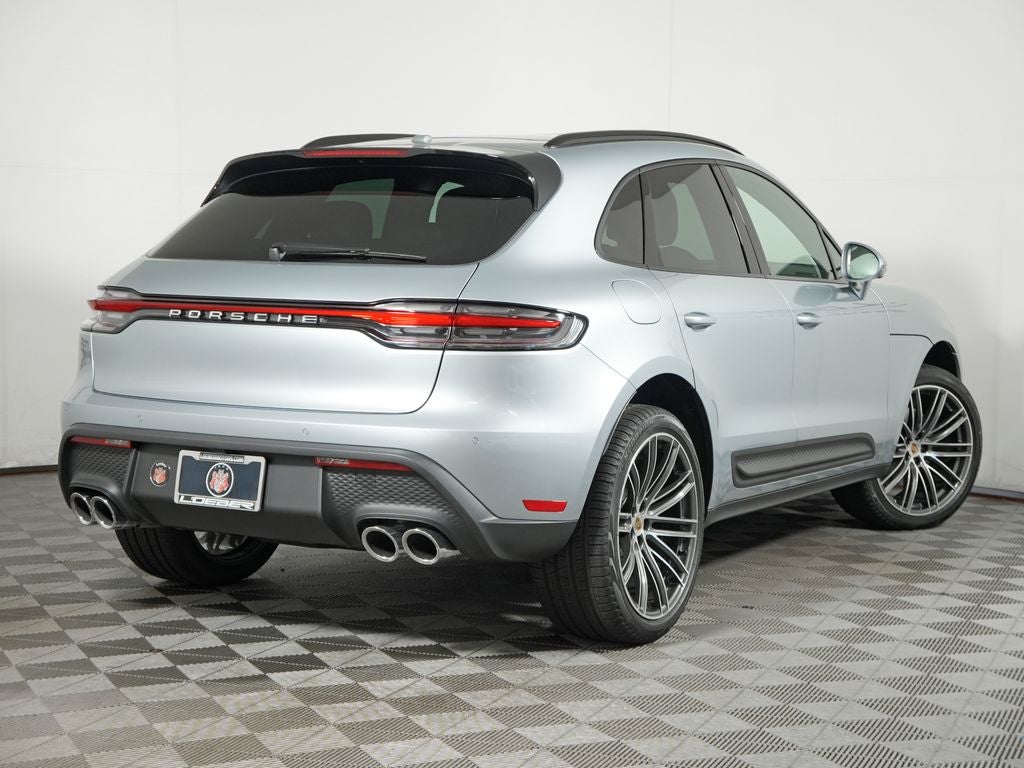 2026 Porsche Macan Base
