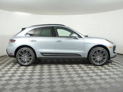 2026 Porsche Macan Base
