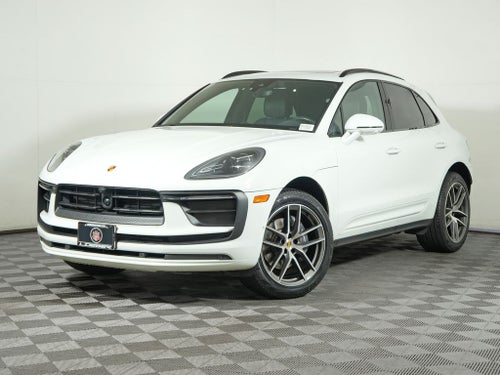 2023 Porsche Macan Base