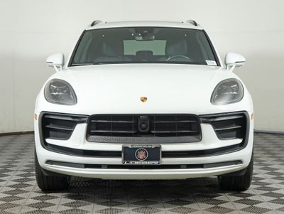 2023 Porsche Macan Base