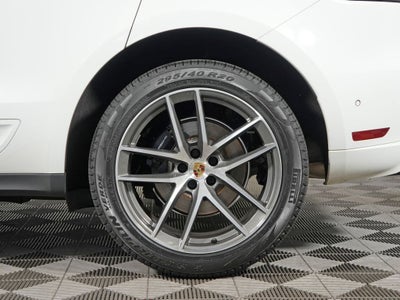 2023 Porsche Macan Base