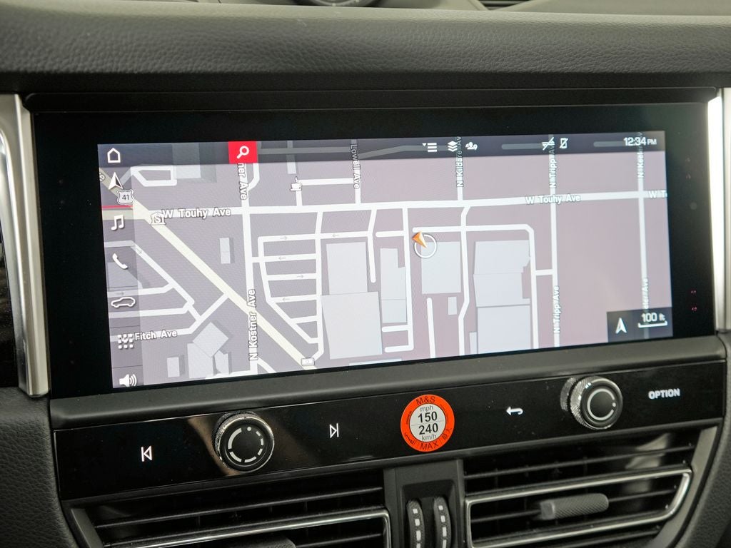 2023 Porsche Macan Base
