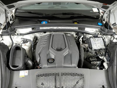2023 Porsche Macan Base