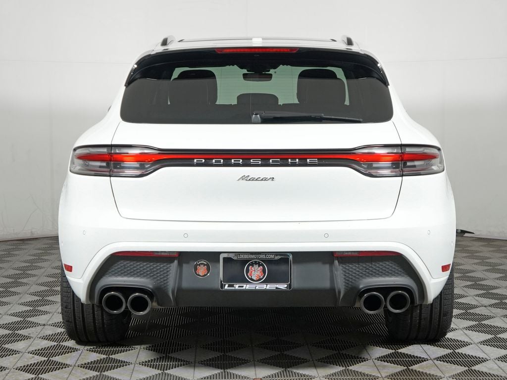 2023 Porsche Macan Base
