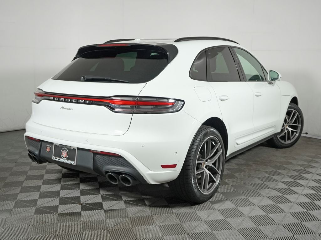 2023 Porsche Macan Base