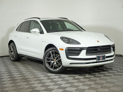 2023 Porsche Macan Base