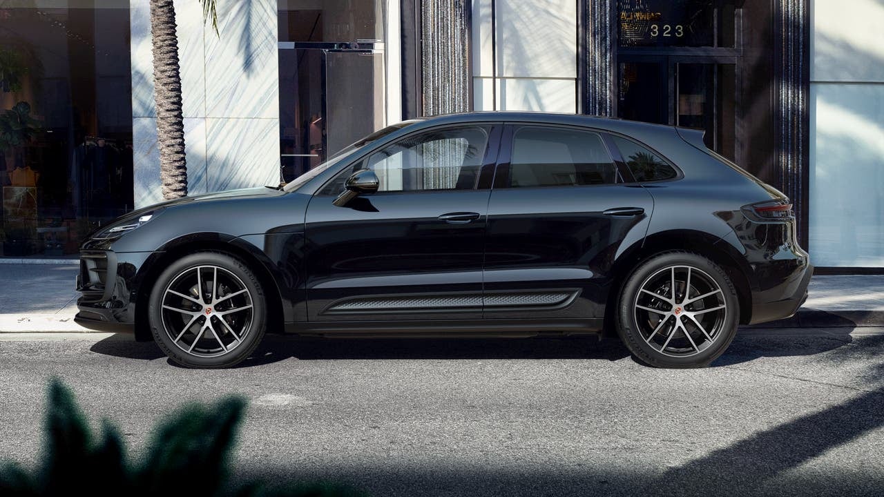 2024 Porsche Macan Base