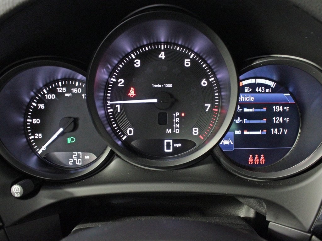 2025 Porsche Macan Base