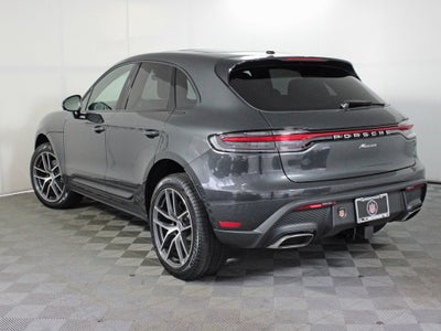 2025 Porsche Macan Base