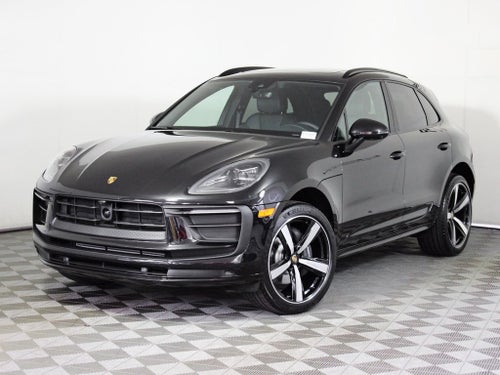2025 Porsche Macan Base