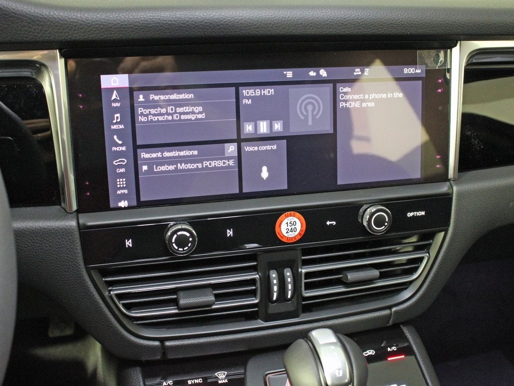 2025 Porsche Macan Base