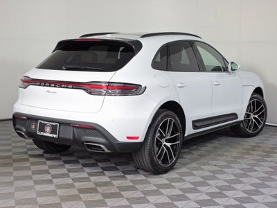 2025 Porsche Macan Base