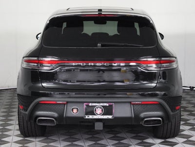 2025 Porsche Macan Base