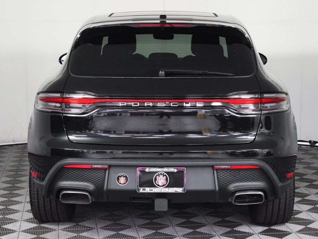 2025 Porsche Macan Base