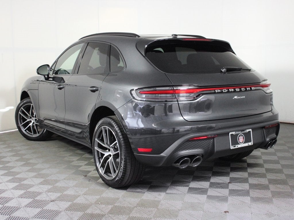 2026 Porsche Macan Base