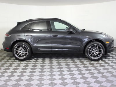 2026 Porsche Macan Base