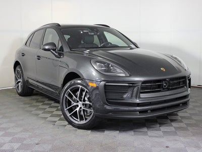 2026 Porsche Macan Base