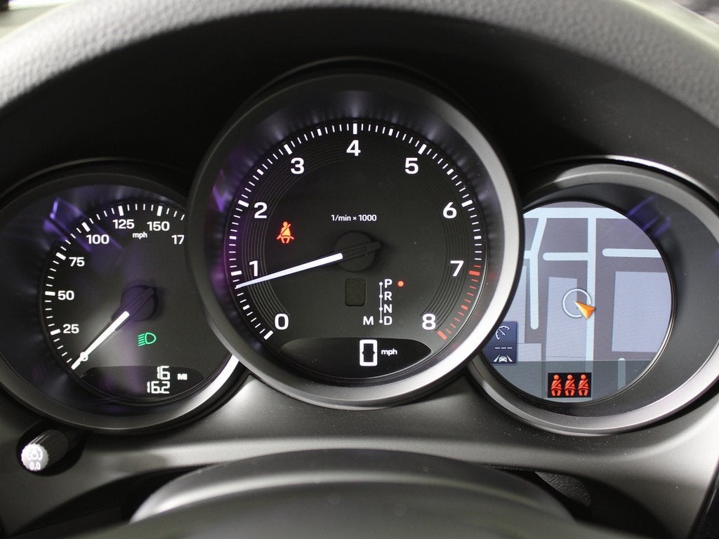 2026 Porsche Macan Base