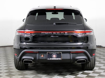 2026 Porsche Macan Base
