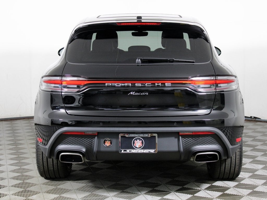 2026 Porsche Macan Base