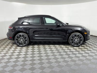 2026 Porsche Macan Base