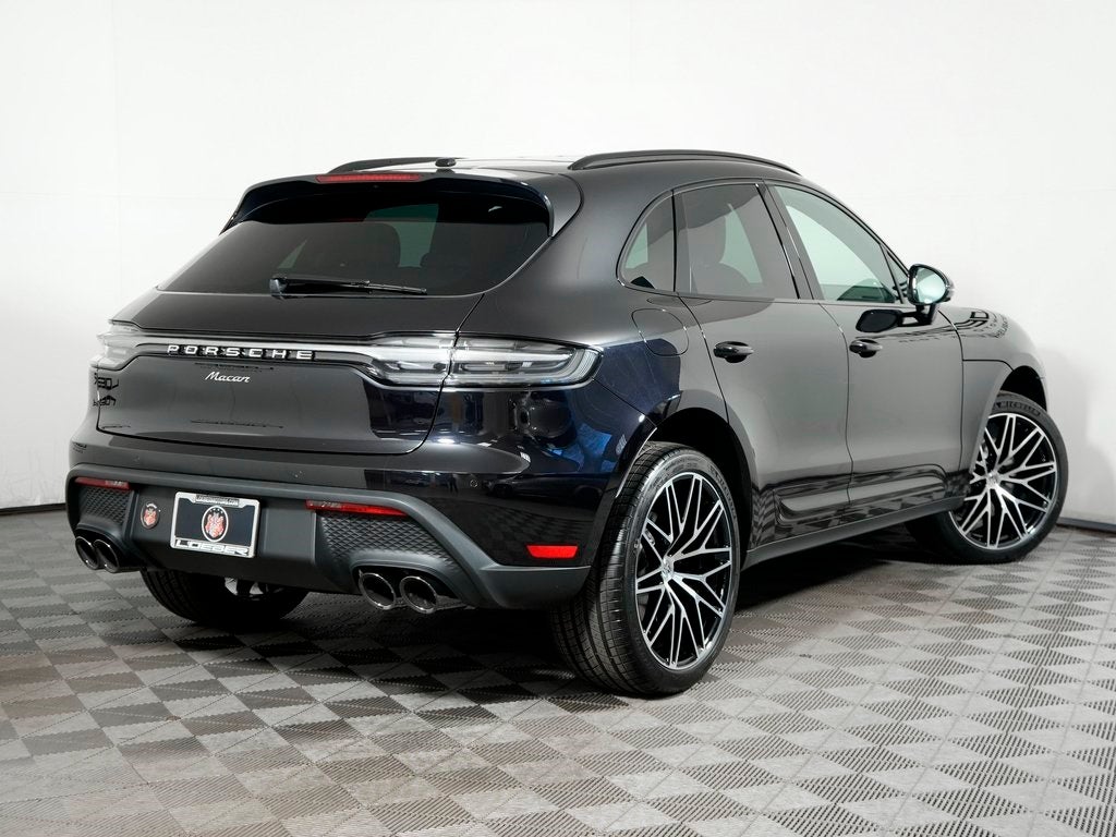 2026 Porsche Macan Base