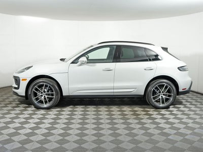 2026 Porsche Macan Base