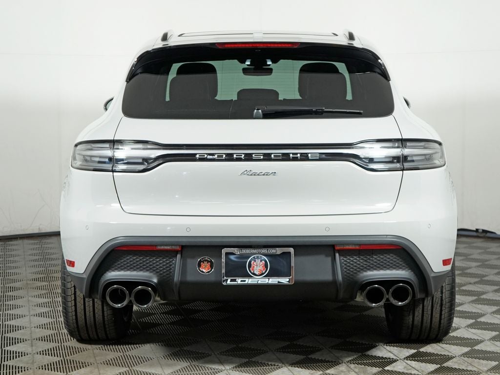 2026 Porsche Macan Base