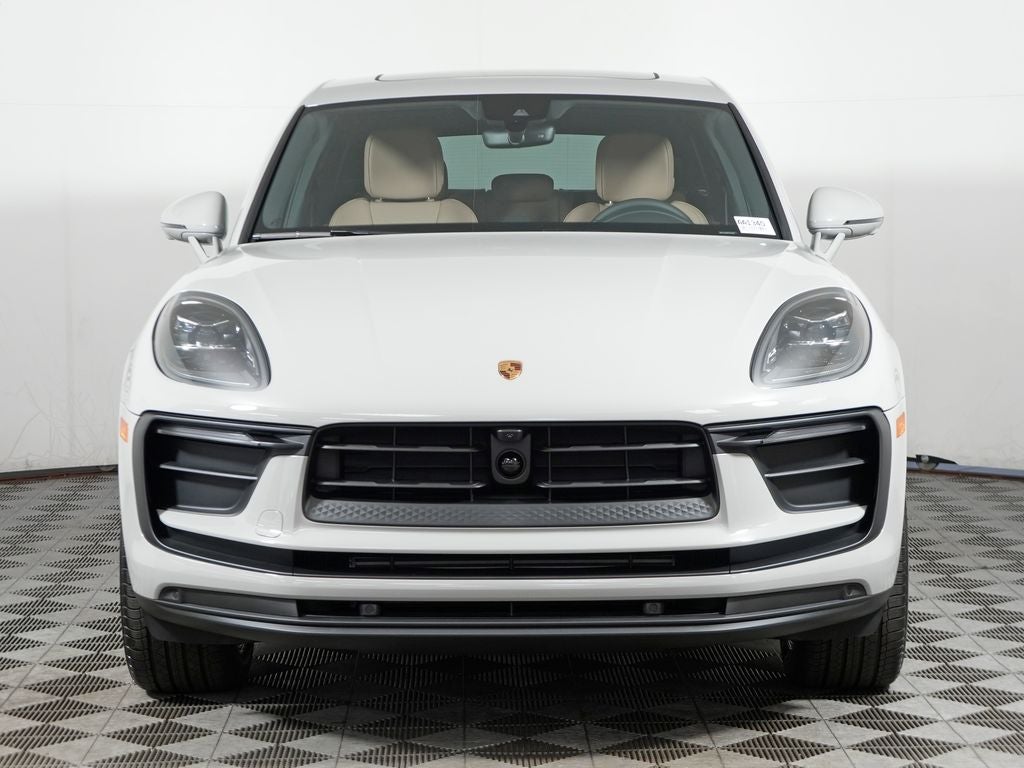 2026 Porsche Macan Base
