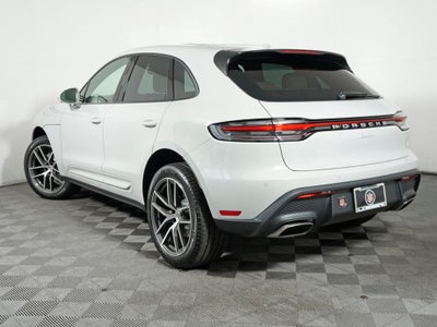 2026 Porsche Macan Base