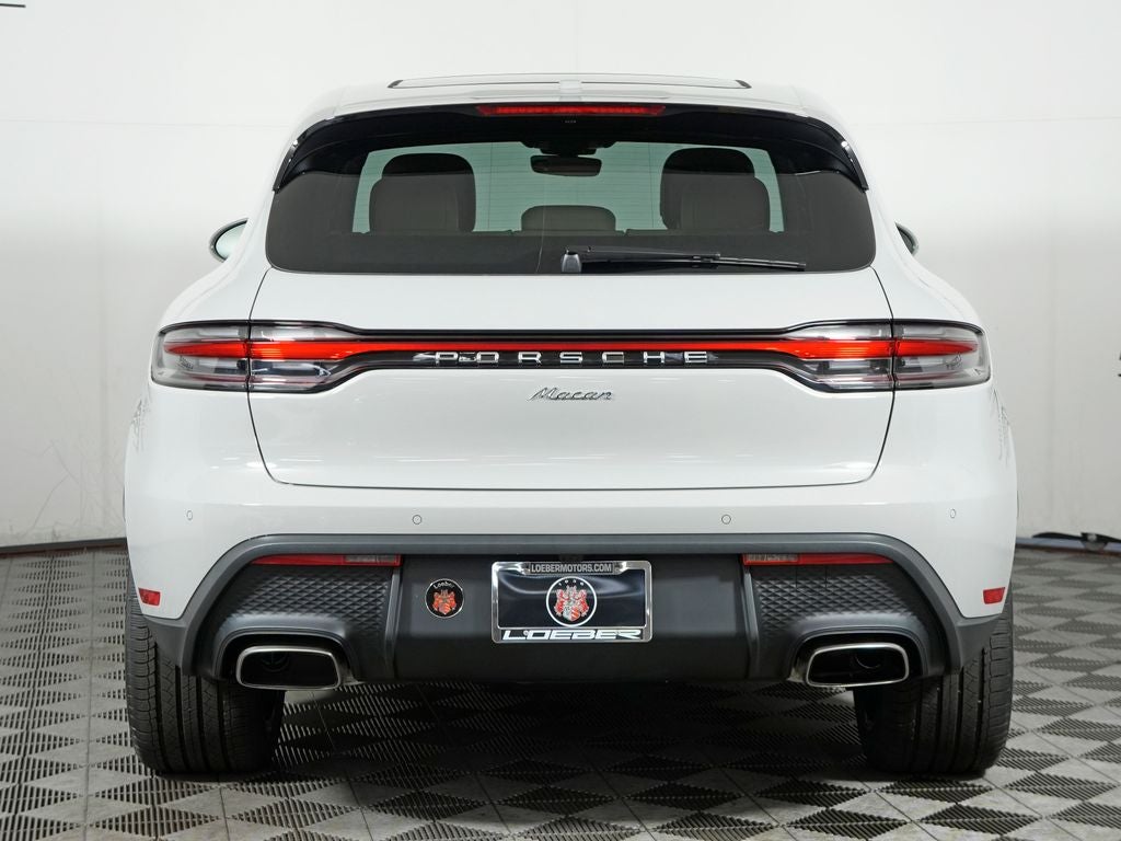 2026 Porsche Macan Base