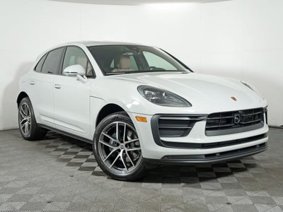 2026 Porsche Macan Base
