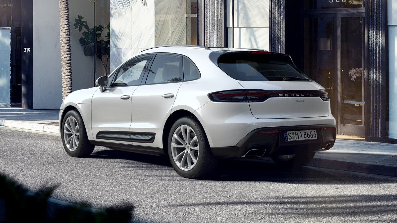 2023 Porsche Macan Base