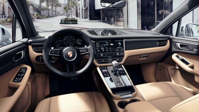 2023 Porsche Macan Base