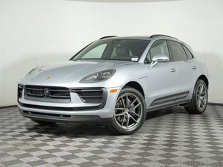 2023 Porsche Macan Base