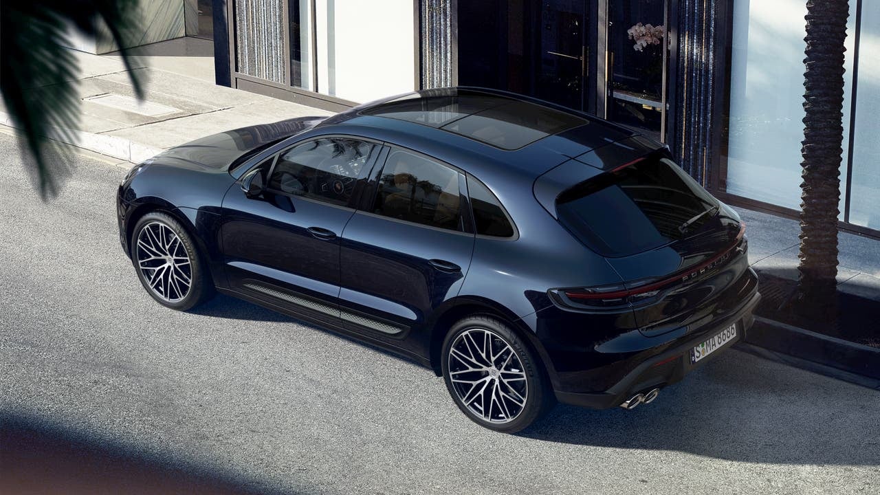 2023 Porsche Macan Base