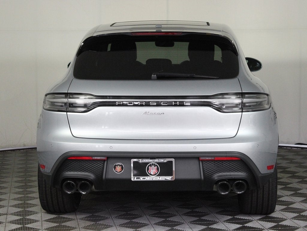 2025 Porsche Macan Base