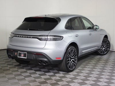 2025 Porsche Macan Base