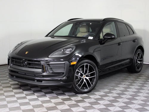 2025 Porsche Macan Base