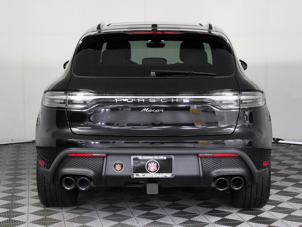2025 Porsche Macan Base