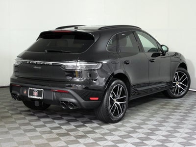 2025 Porsche Macan Base