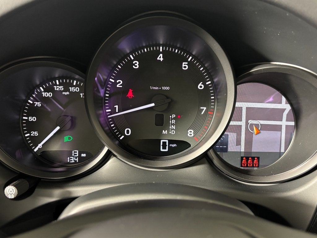 2026 Porsche Macan Base