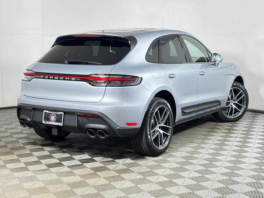 2026 Porsche Macan Base