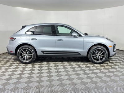 2026 Porsche Macan Base