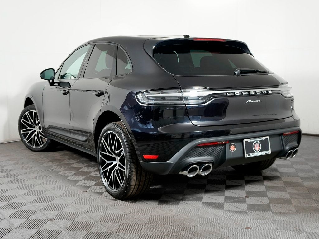 2026 Porsche Macan Base