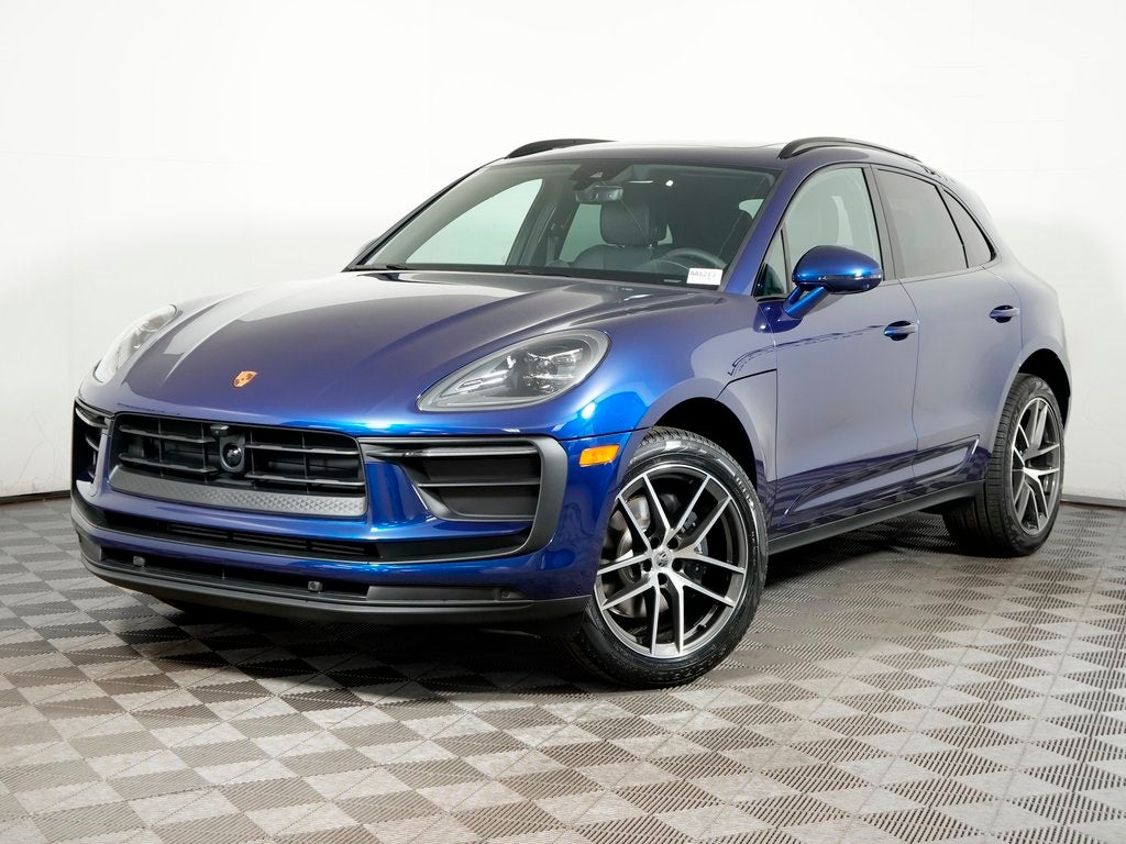 2026 Porsche Macan Base